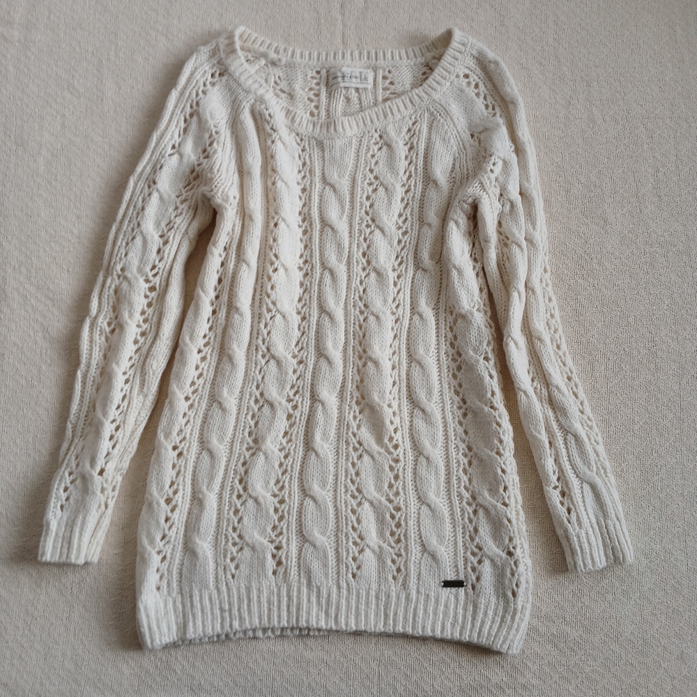 abercrombie cozy cable knit alpaca wool sweater vanilla cabin y2k vintage large